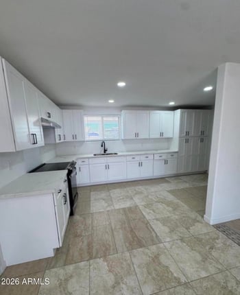 3026 40th Dr, Phoenix, AZ 85019