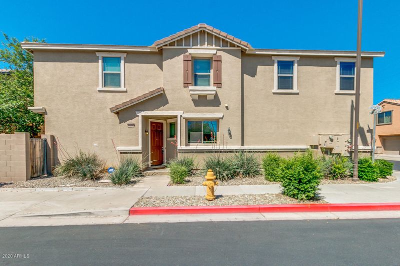 3027 E Dunbar Dr, Phoenix, AZ 85042