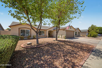 3027 W Daley Ln, Phoenix, AZ 85027
