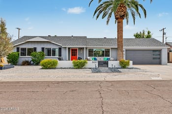 3027 Yucca St, Phoenix, AZ 85028