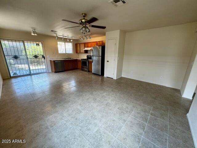3027 Zachary Dr, Phoenix, AZ 85027