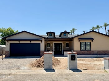 3028 47th St, Phoenix, AZ 85018
