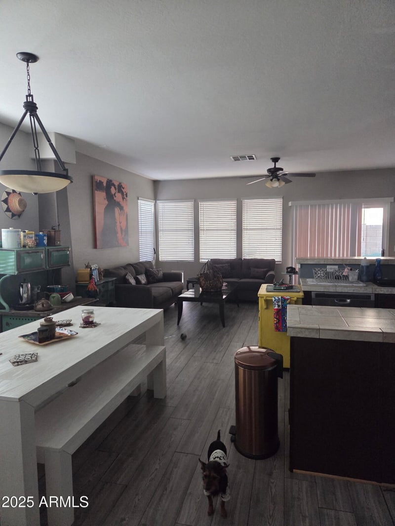 3028 Cavalry Dr, Phoenix, AZ 85086