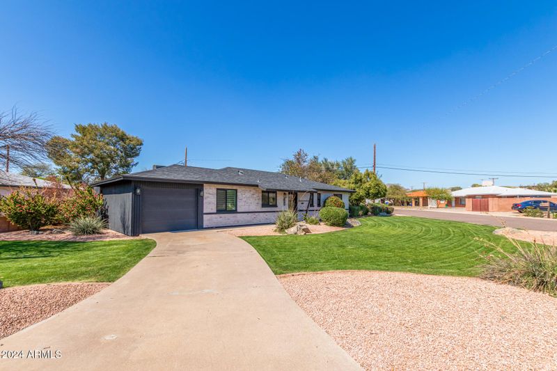3028 E Coolidge St, Phoenix, AZ 85016
