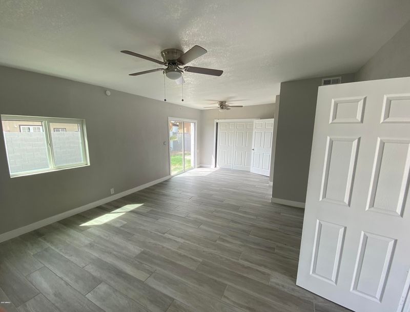 3028 N 81st Ave, Phoenix, AZ 85033