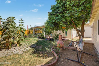 3028 Laurel Ln, Phoenix, AZ 85029