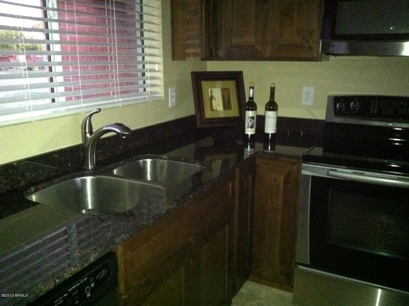 3029 E Montecito Ave, Phoenix, AZ 85016