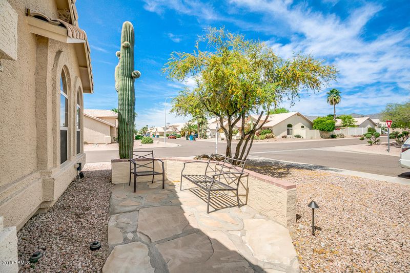 3029 E South Fork Dr, Phoenix, AZ 85048