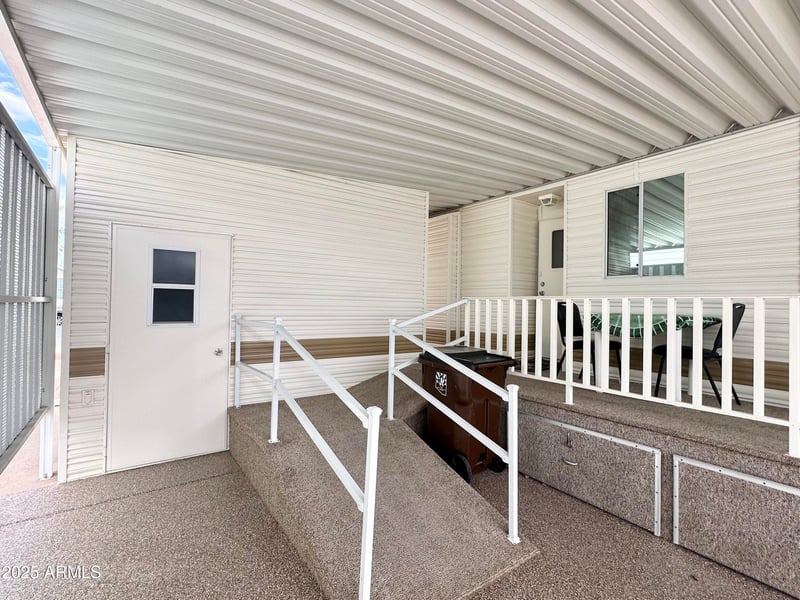 303 Diamond Dr, Apache Junction, AZ 85119