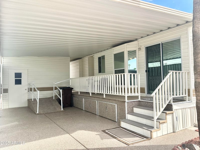 303 Diamond Dr, Apache Junction, AZ 85119