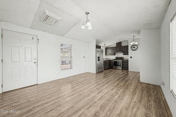 303 E South Mountain Ave #88, Phoenix, AZ 85042