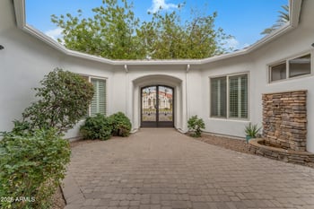 303 Wexford Cv, Phoenix, AZ 85020