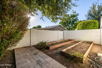 303 Loma Ln, Phoenix, AZ 85021