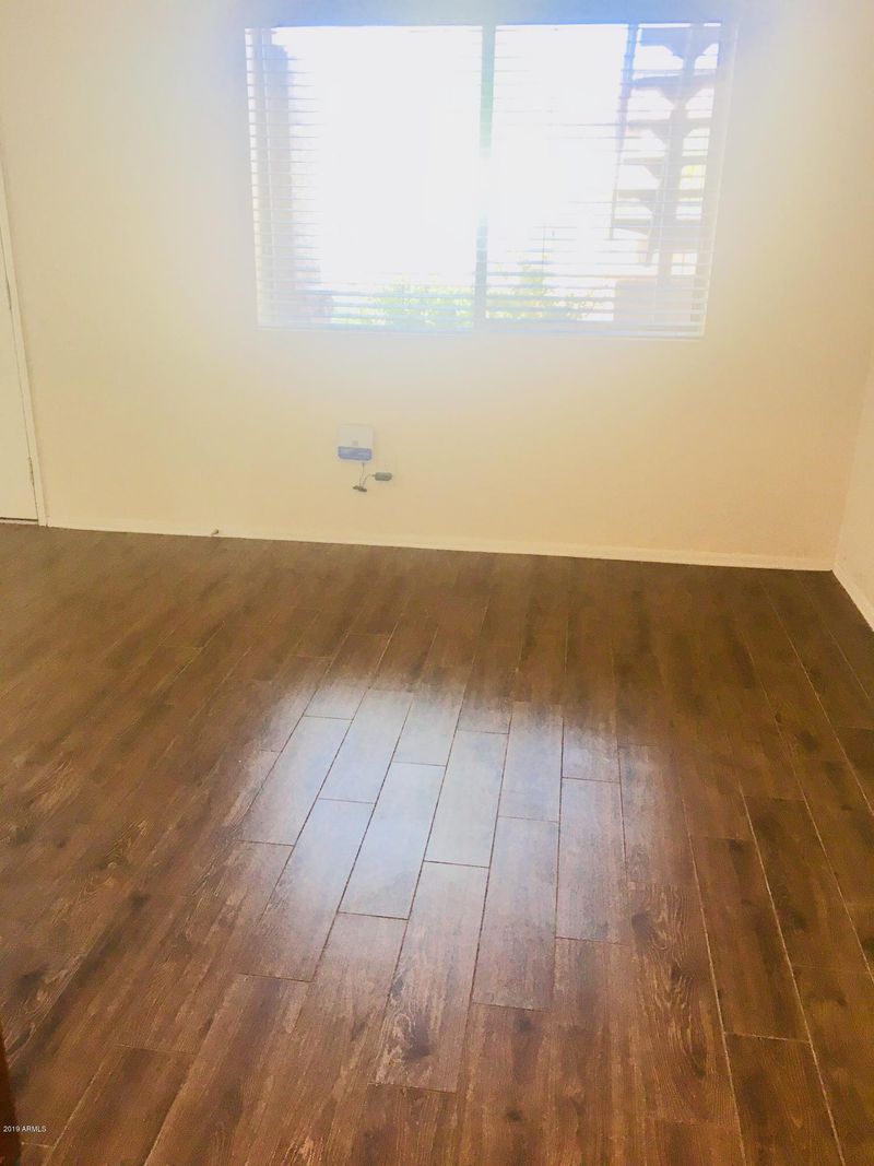 303 N Miller Rd #1017, Scottsdale, AZ 85257