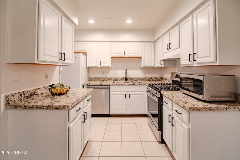 303 N Miller Rd #2018, Scottsdale, AZ 85257