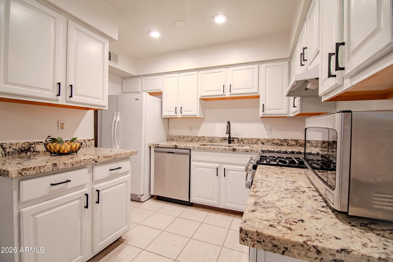 303 N Miller Rd #2018, Scottsdale, AZ 85257