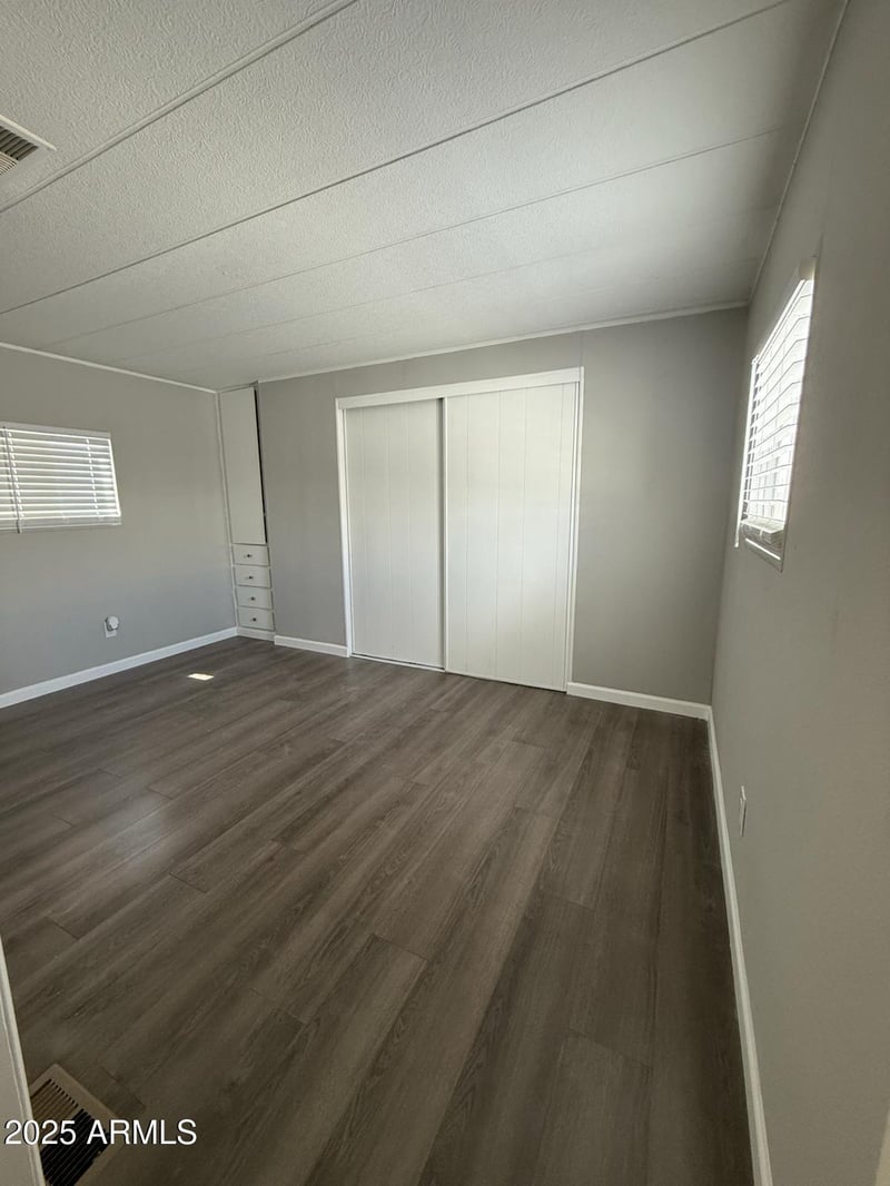 303 Recker Rd #200, Mesa, AZ 85206