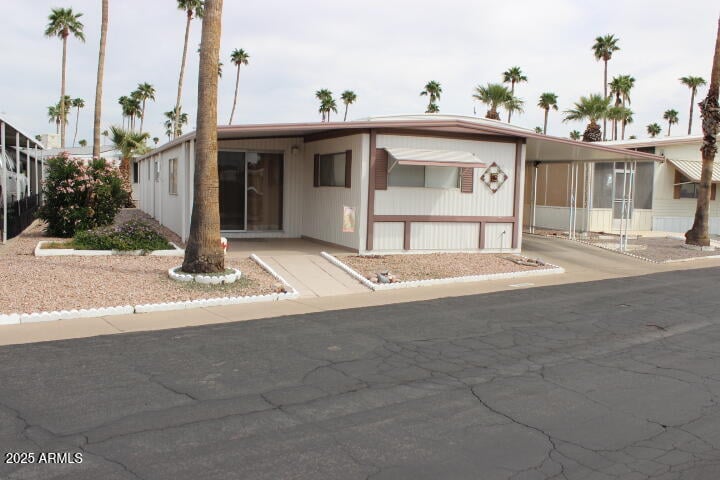 303 Recker Rd #218, Mesa, AZ 85206