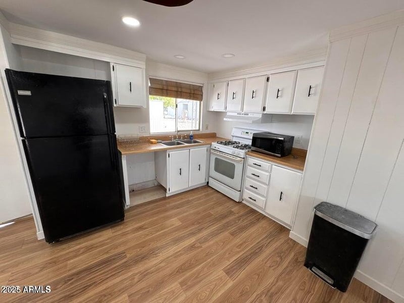 303 Recker Rd #50, Mesa, AZ 85206