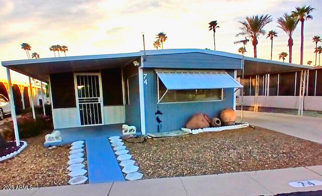 303 Recker Rd #74, Mesa, AZ 85206