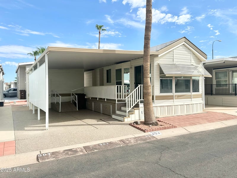 303 Diamond Dr, Apache Junction, AZ 85119
