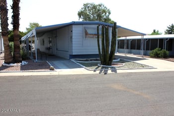303 Recker Rd #8, Mesa, AZ 85206