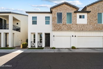 3030 38th St #110, Phoenix, AZ 85018