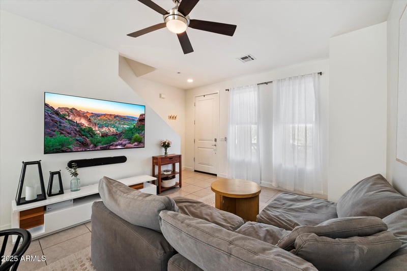 3030 38th St #110, Phoenix, AZ 85018