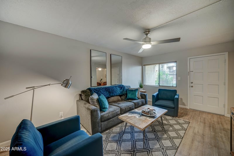3030 Clarendon Ave #16, Phoenix, AZ 85016
