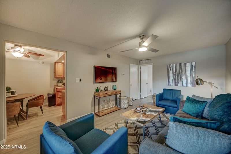 3030 Clarendon Ave #16, Phoenix, AZ 85016