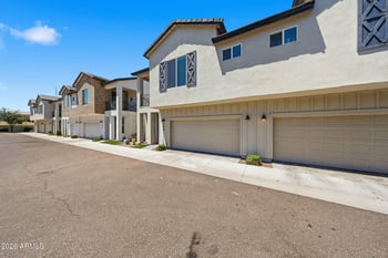 3030 38th St #108, Phoenix, AZ 85018