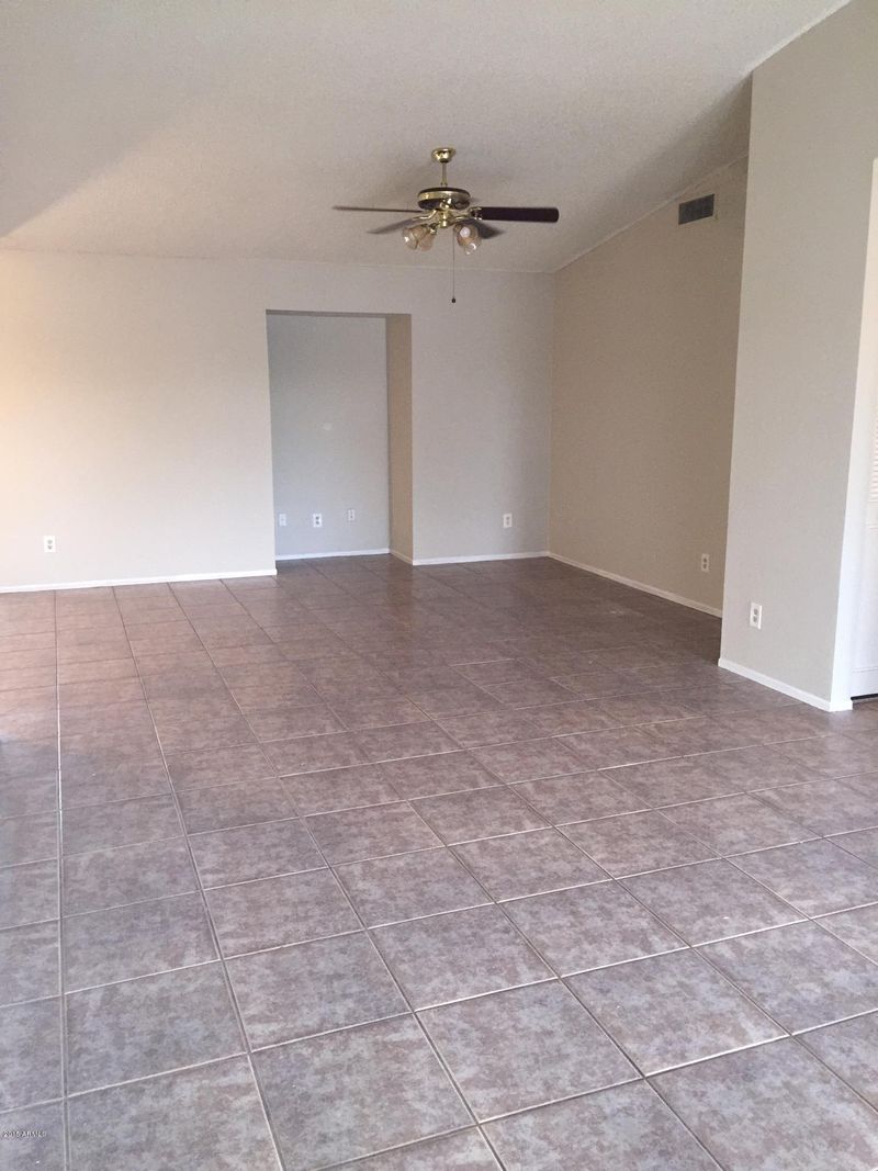 3030 N 72nd Dr, Phoenix, AZ 85033