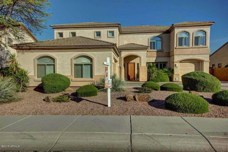 3030 S Colonial St, Gilbert, AZ 85295