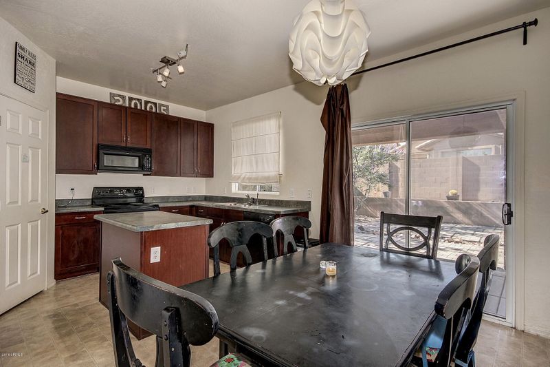 3030 W Darien Way, Phoenix, AZ 85086