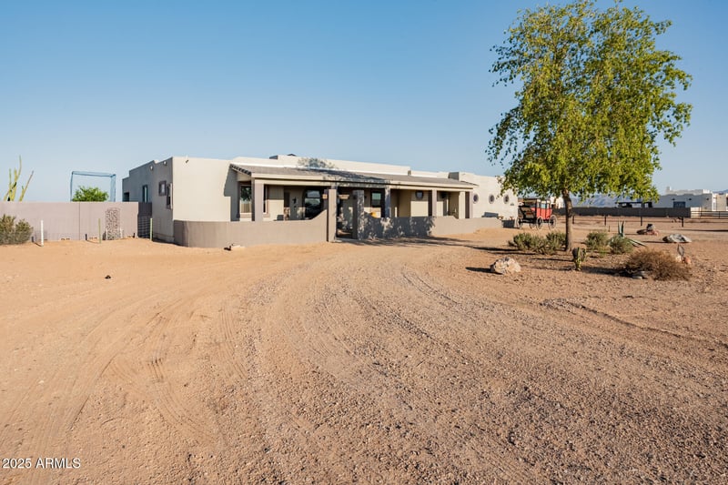 30305 243rd Ave, Wittmann, AZ 85361