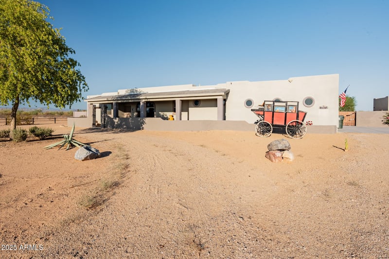 30305 243rd Ave, Wittmann, AZ 85361