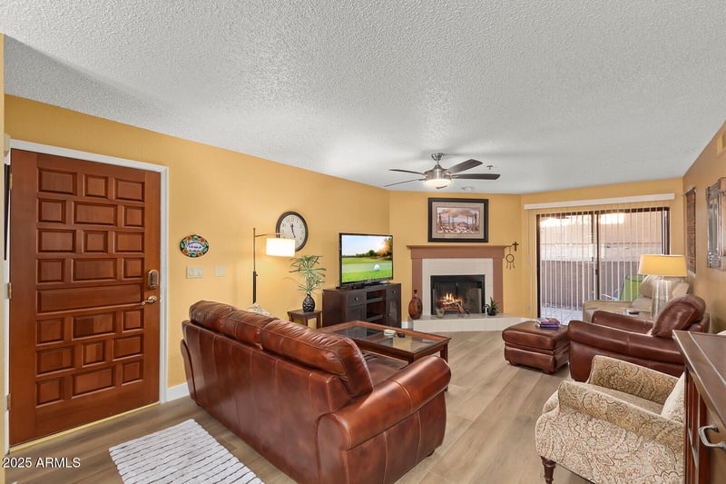 3031 Civic Center Pz #146, Scottsdale, AZ 85251