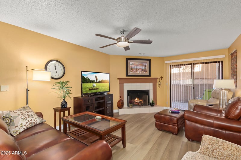 3031 Civic Center Pz #146, Scottsdale, AZ 85251