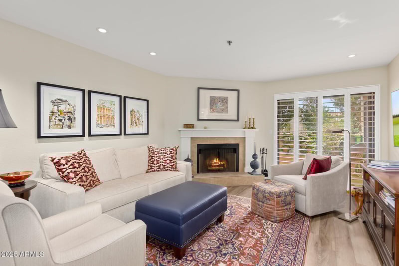 3031 Civic Center Pz #161, Scottsdale, AZ 85251