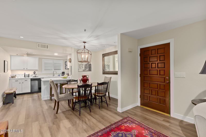 3031 Civic Center Pz #161, Scottsdale, AZ 85251