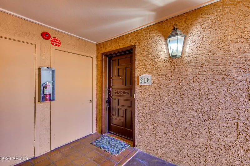3031 Civic Center Pz #218, Scottsdale, AZ 85251