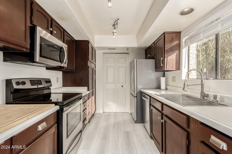 3031 Civic Center Pz #224, Scottsdale, AZ 85251