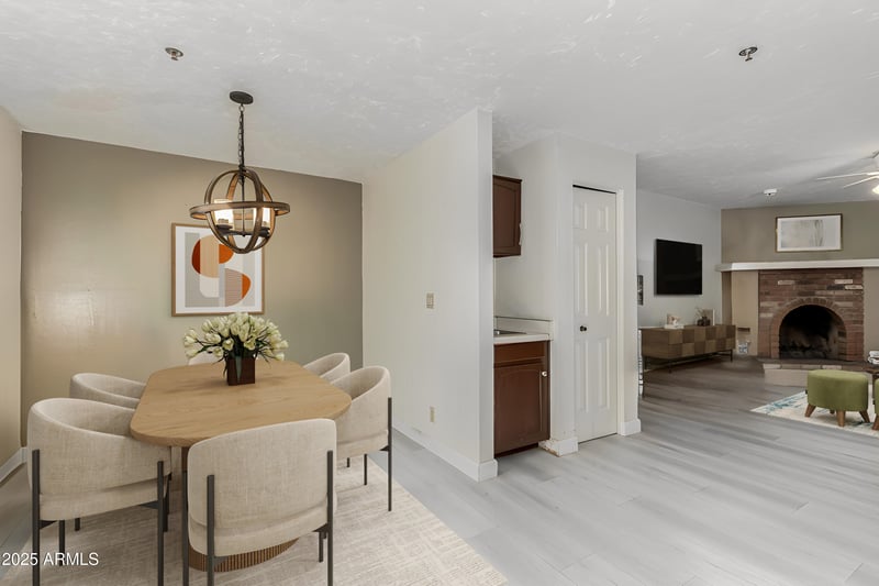3031 Civic Center Pz #224, Scottsdale, AZ 85251