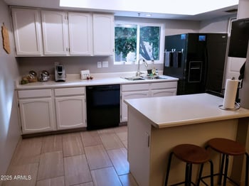 3031 Civic Center Pz #230, Scottsdale, AZ 85251