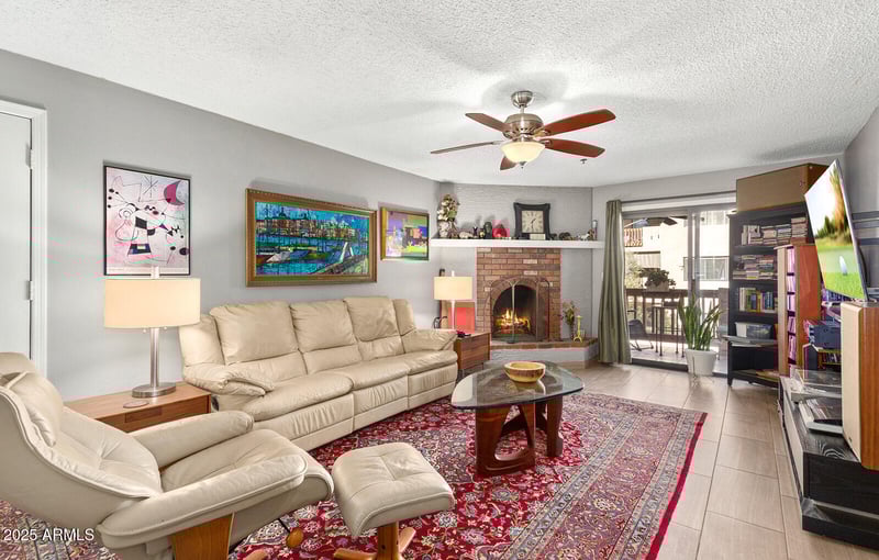 3031 Civic Center Pz #230, Scottsdale, AZ 85251