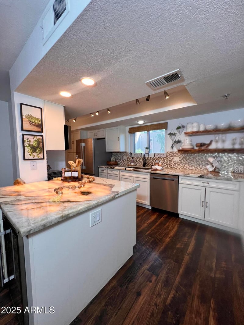 3031 Civic Center Pz #245, Scottsdale, AZ 85251