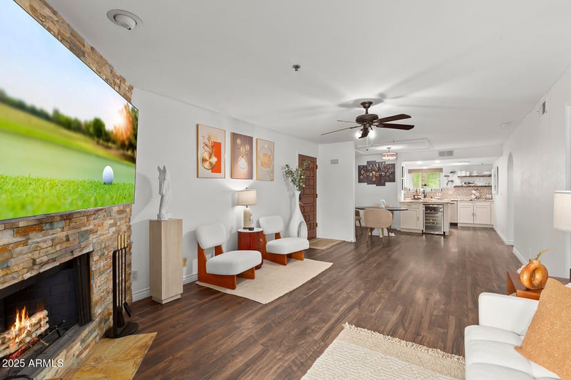 3031 Civic Center Pz #245, Scottsdale, AZ 85251