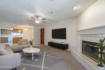 3031 Civic Center Pz #255, Scottsdale, AZ 85251