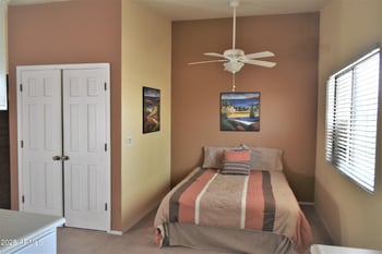 3031 Civic Center Pz #306, Scottsdale, AZ 85251