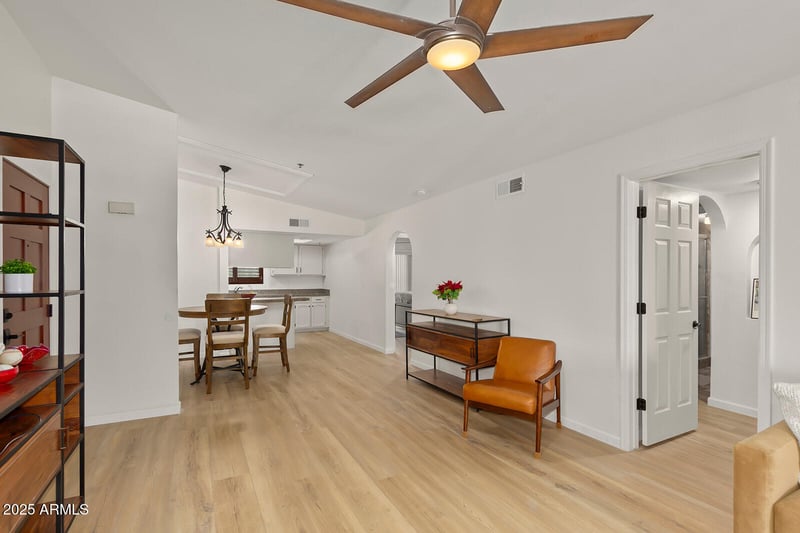 3031 Civic Center Pz #345, Scottsdale, AZ 85251